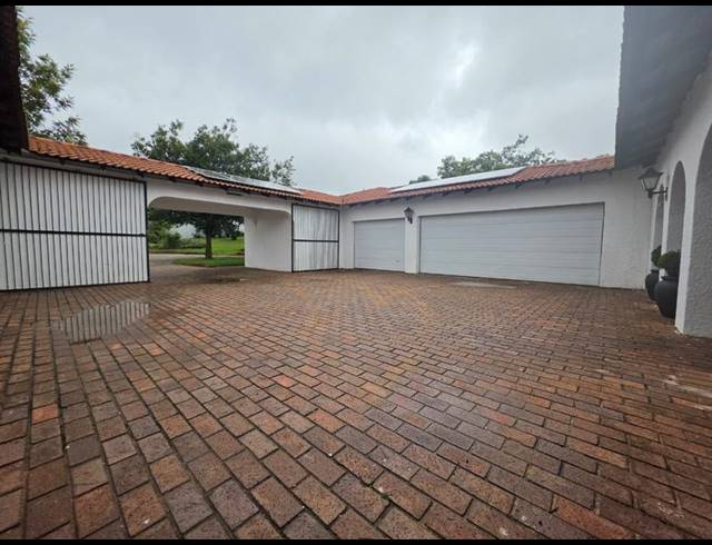 FARM FOR SALE IN HARTZENBERGFONTEIN